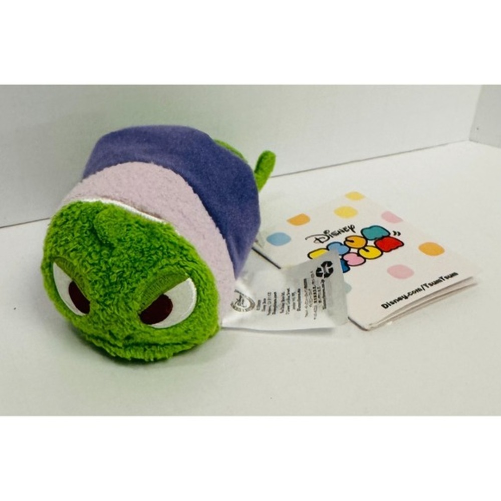 Disney Store‎ Tangled Pascal in Rapunzel Dress 3.5" Mini Tsum Tsum Stuffed Plush